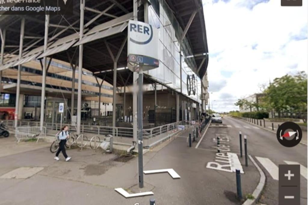 Studio Cergy 5 Min De La Gare Exterior foto